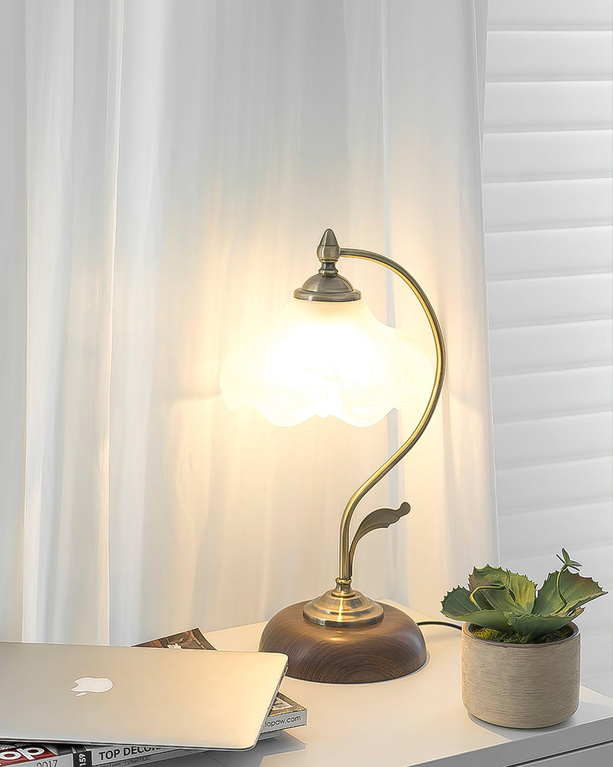 Vintage Laiton Table Light, Bedside Table Lamp, detail 5