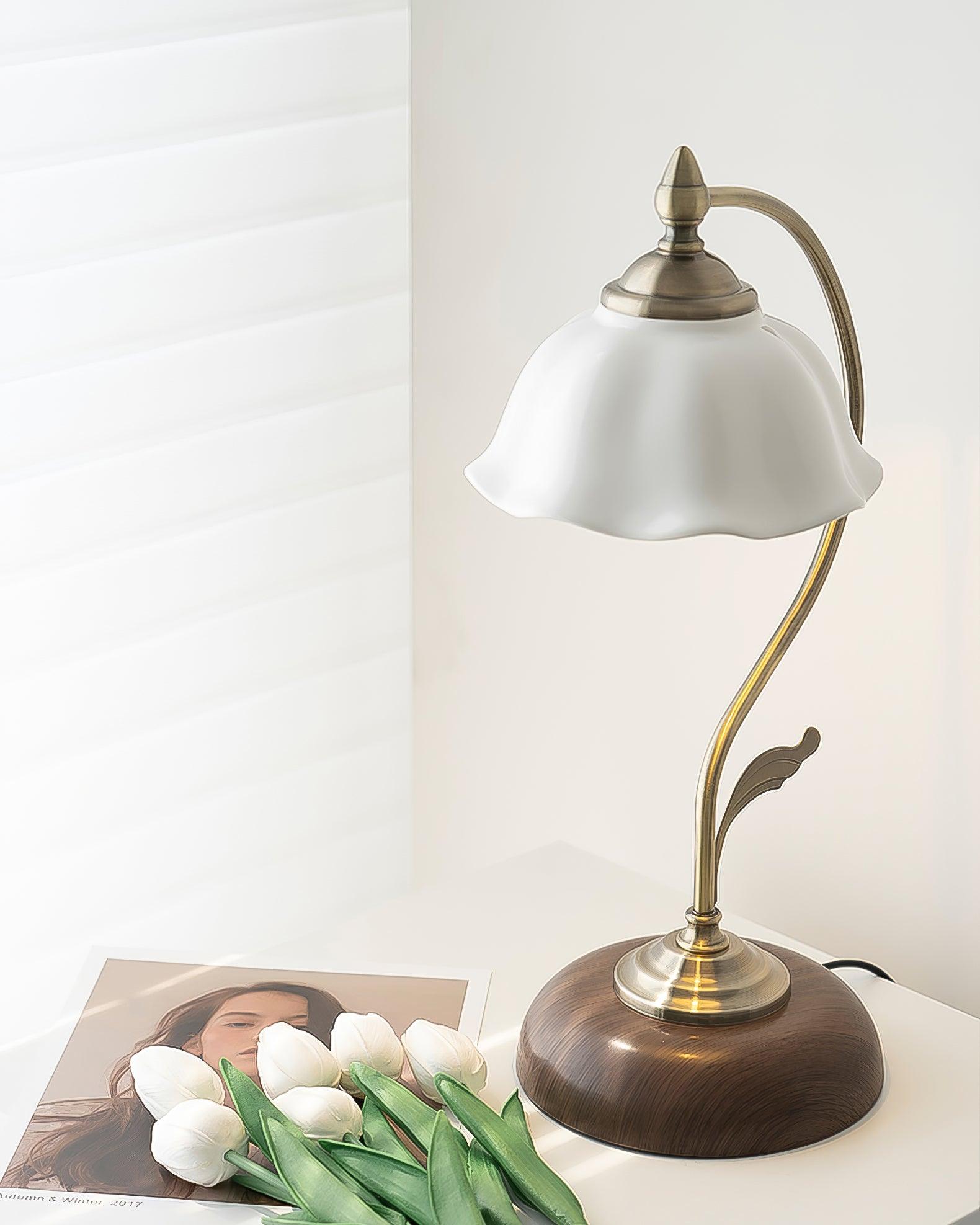 Vintage Laiton Table Light, Bedside Table Lamp, detail 8