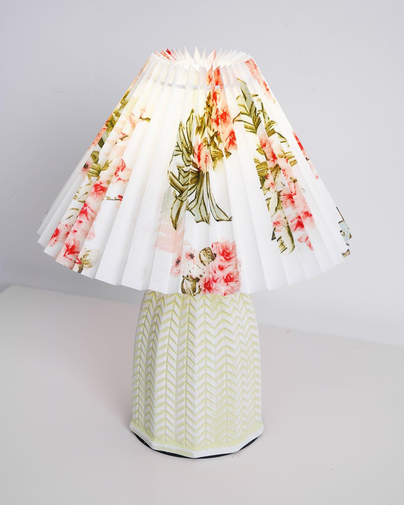 Vintage Pleated Table Light, Bedside Table Lamp, detail 46