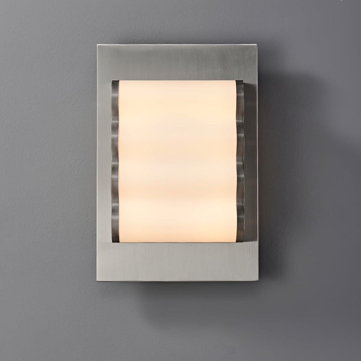Wavelet Wall Light, Plug-In Wall Sconce, detail 4