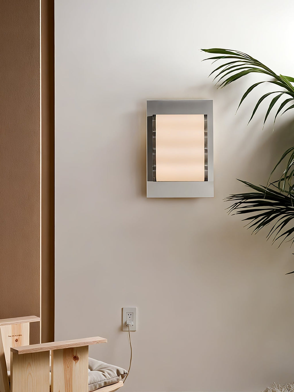 Wavelet Wall Light, Plug-In Wall Sconce, detail 11