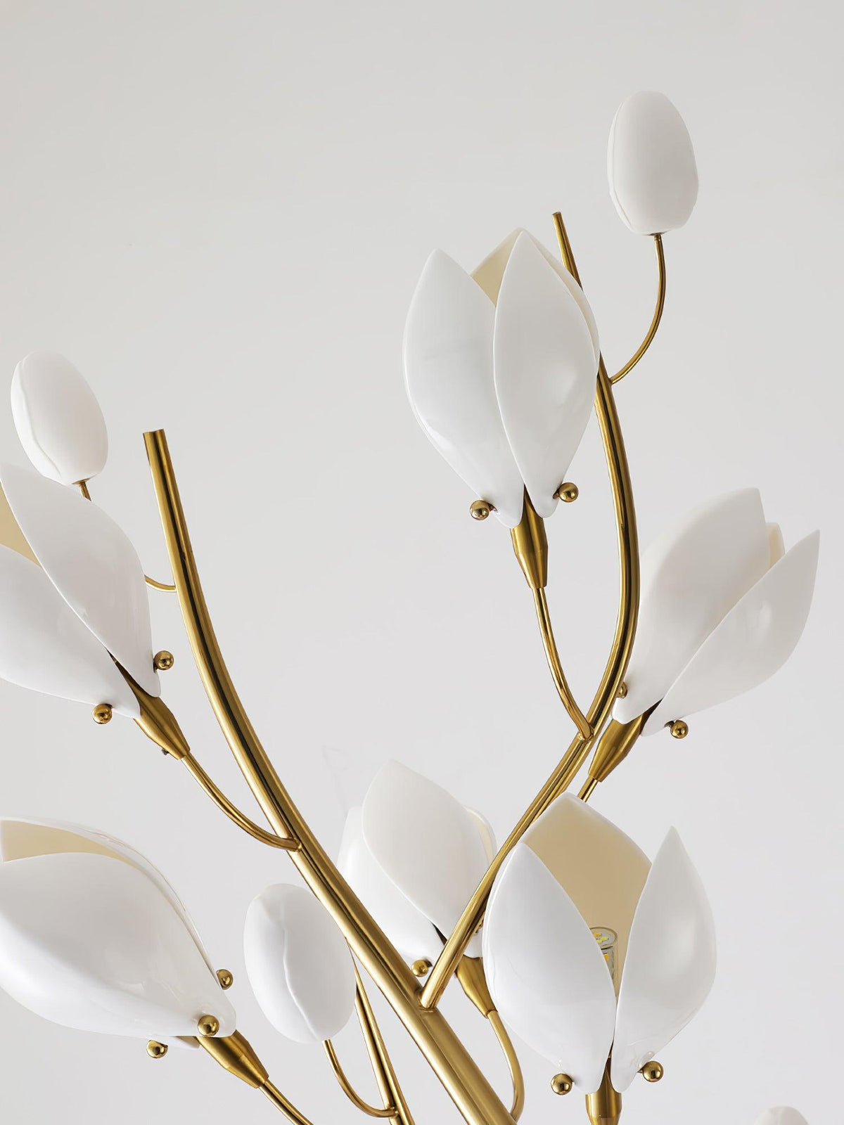Porcelain Magnolia Floor Light, Floor Lamp, detail 7