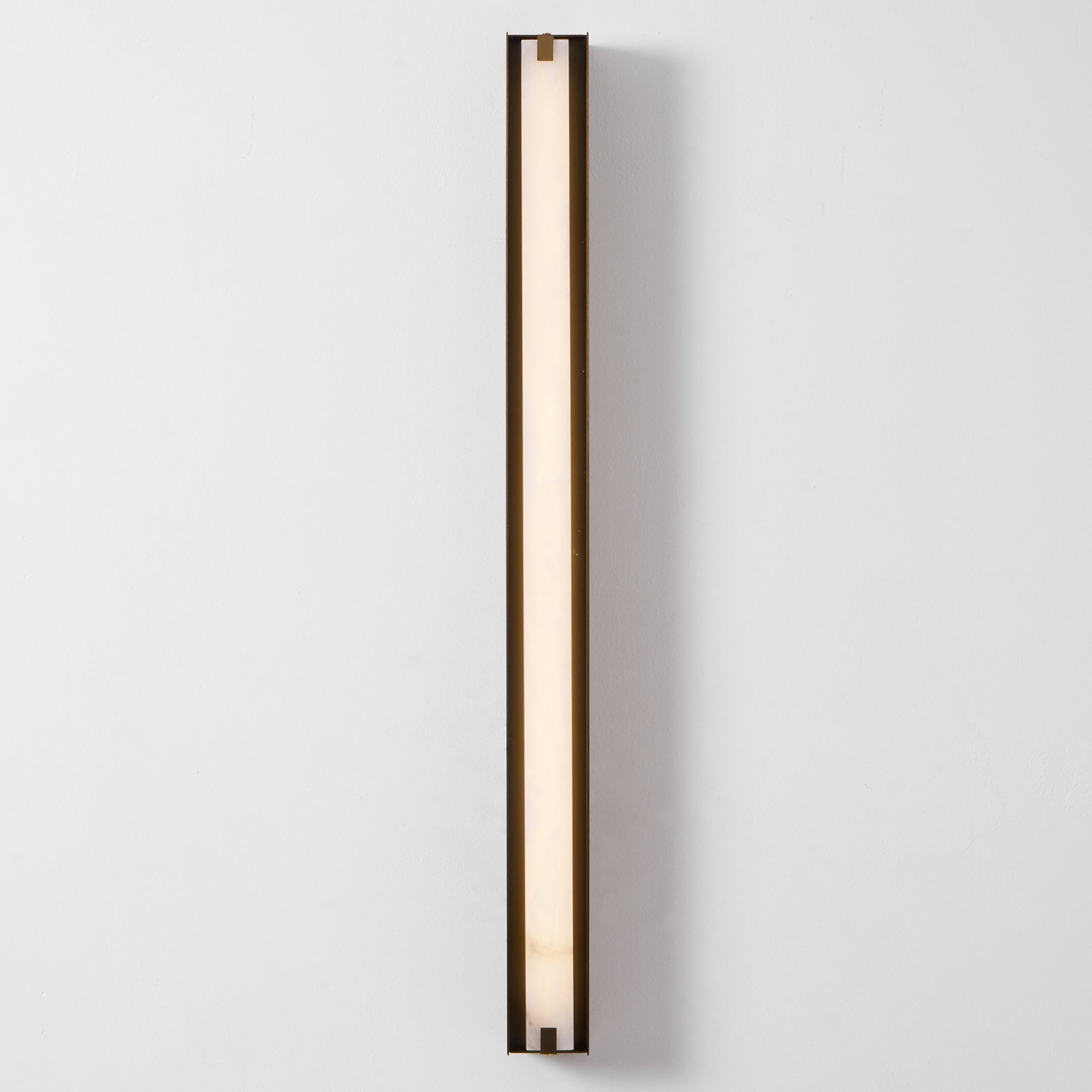 Alvara Alabaster Vertical Wall Light, Bedroom Wall Sconce, detail 37