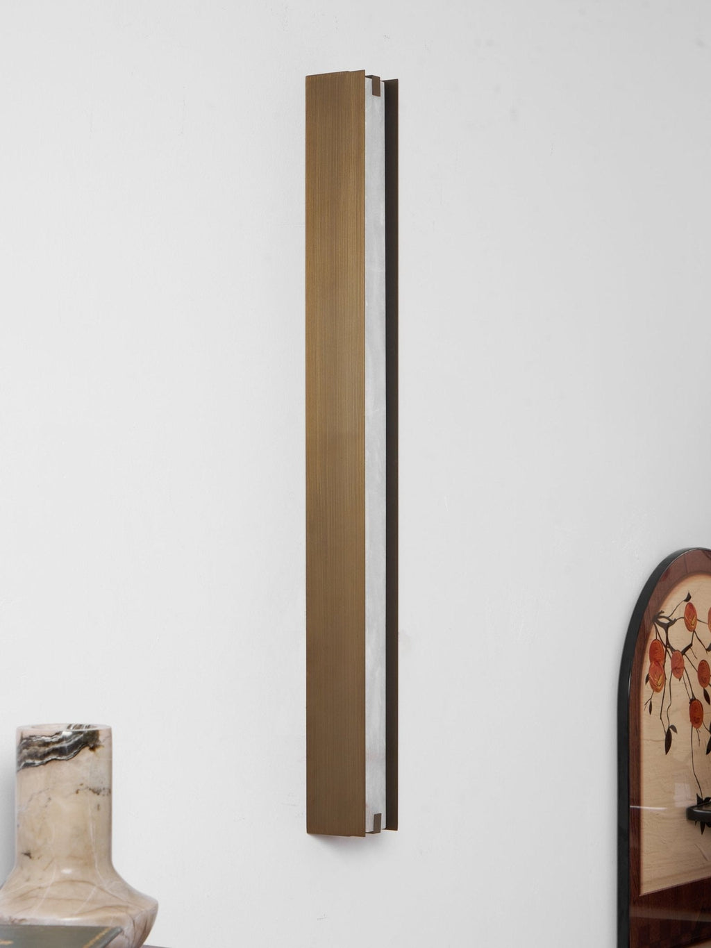 Alvara Alabaster Vertical Wall Light, Bedroom Wall Sconce, detail 45