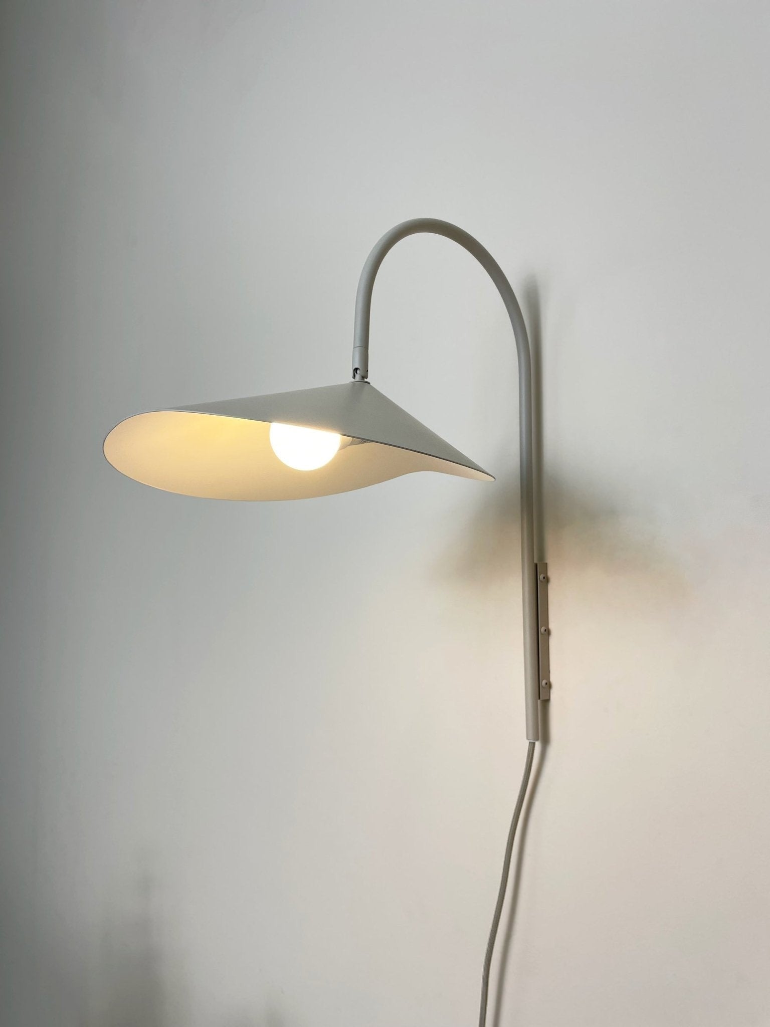 Aruma Swivel Wall Light, Bedroom Wall Sconce, detail 10