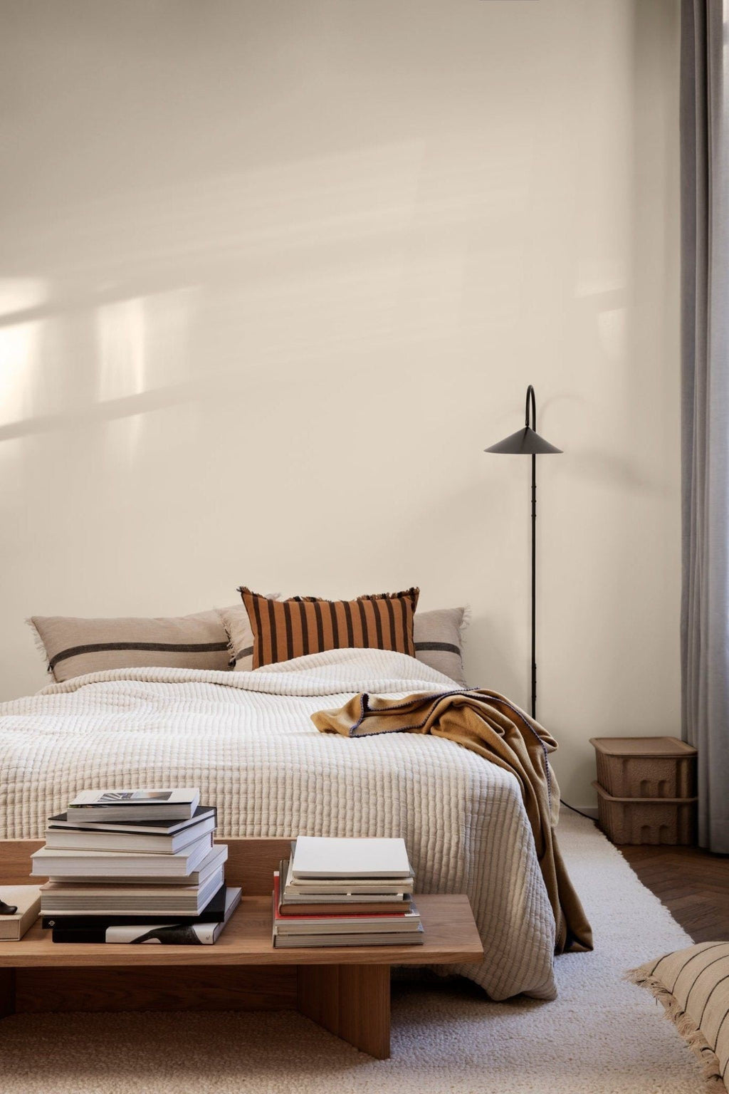 Aruma Swivel Wall Light, Bedroom Wall Sconce, detail 36