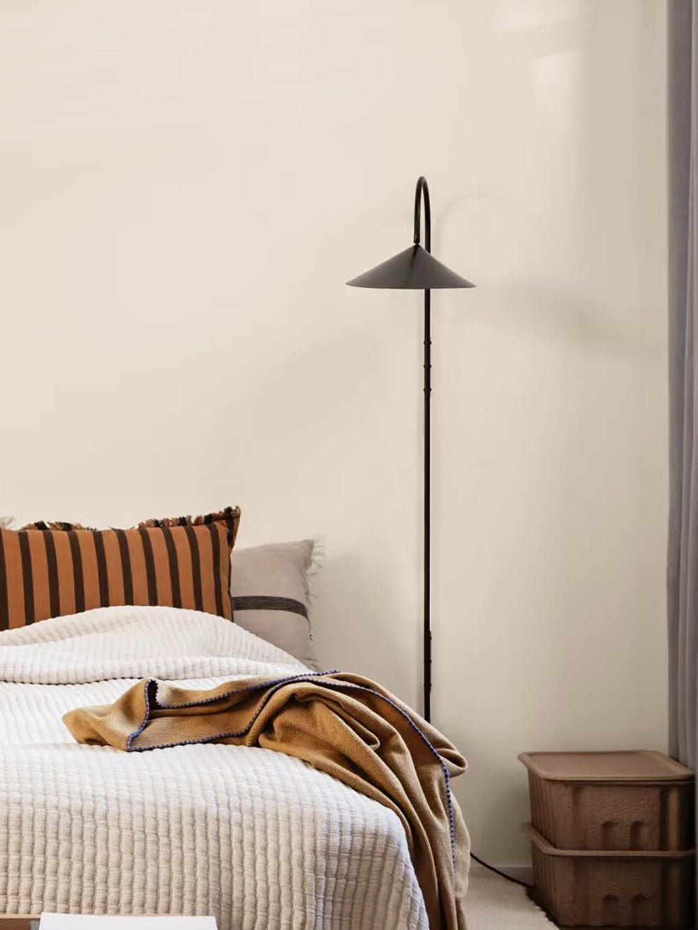 Aruma Swivel Wall Light, Bedroom Wall Sconce, detail 58