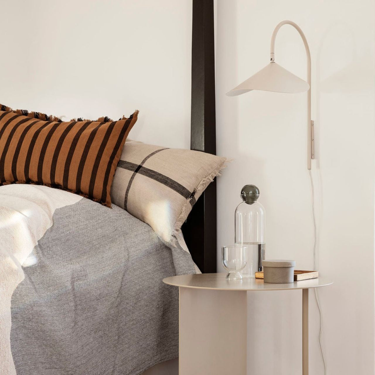 Aruma Swivel Wall Light, Bedroom Wall Sconce, detail 70