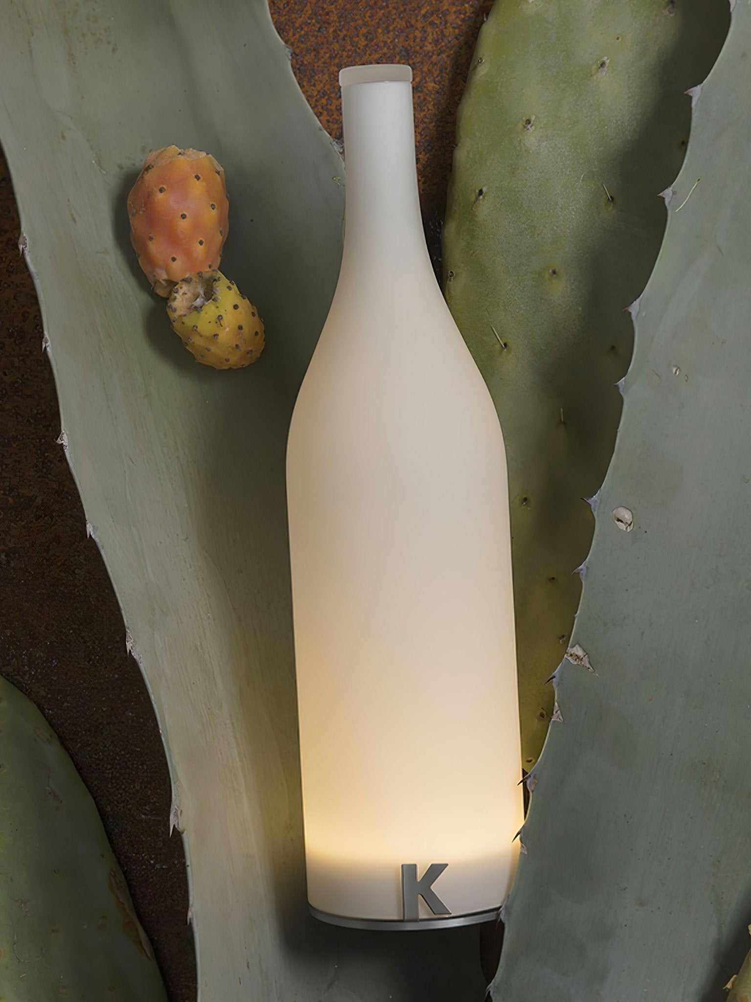 Baccaro Rechargeable Table Light, Bedside Table Lamp, detail 20