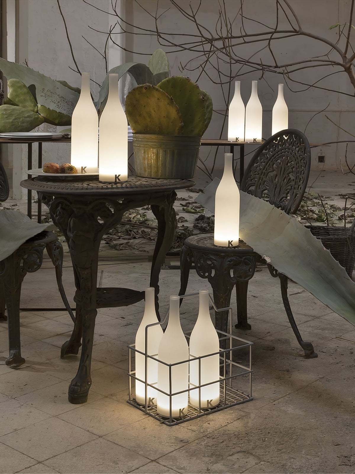 Baccaro Rechargeable Table Light, Bedside Table Lamp, detail 7