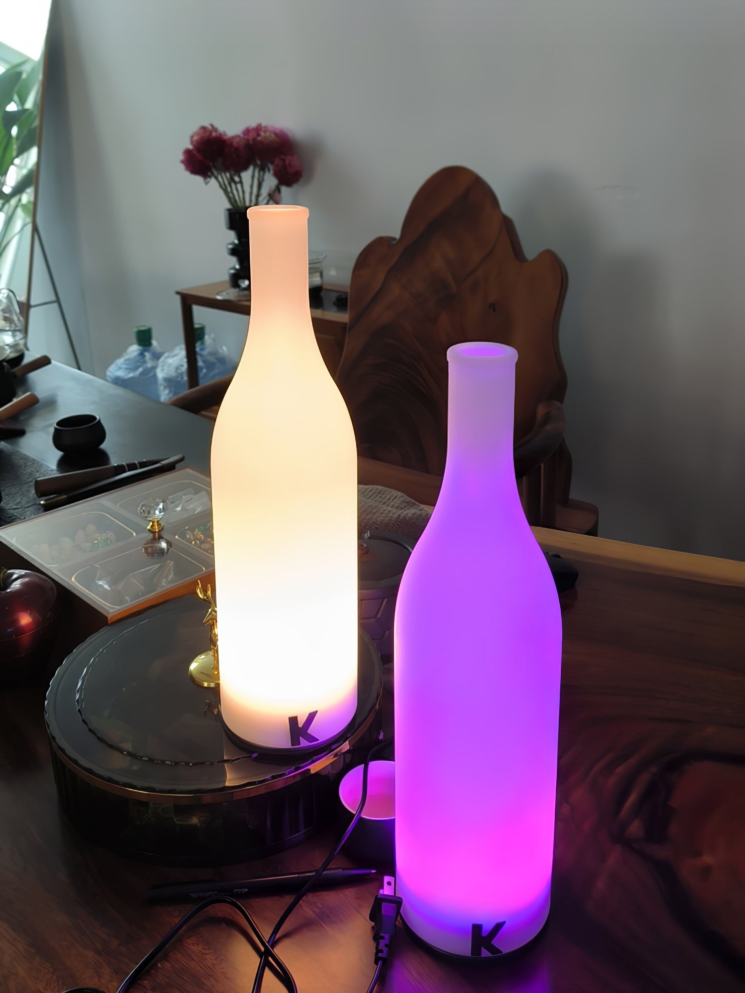 Baccaro Rechargeable Table Light, Bedside Table Lamp, detail 9