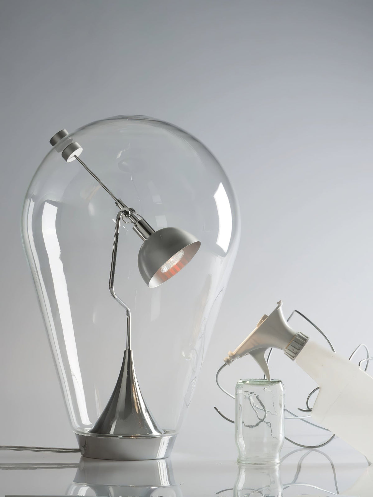 BeamGlow Rotating Glass Cylinder Table Light, Bedside Table Lamp, detail 13
