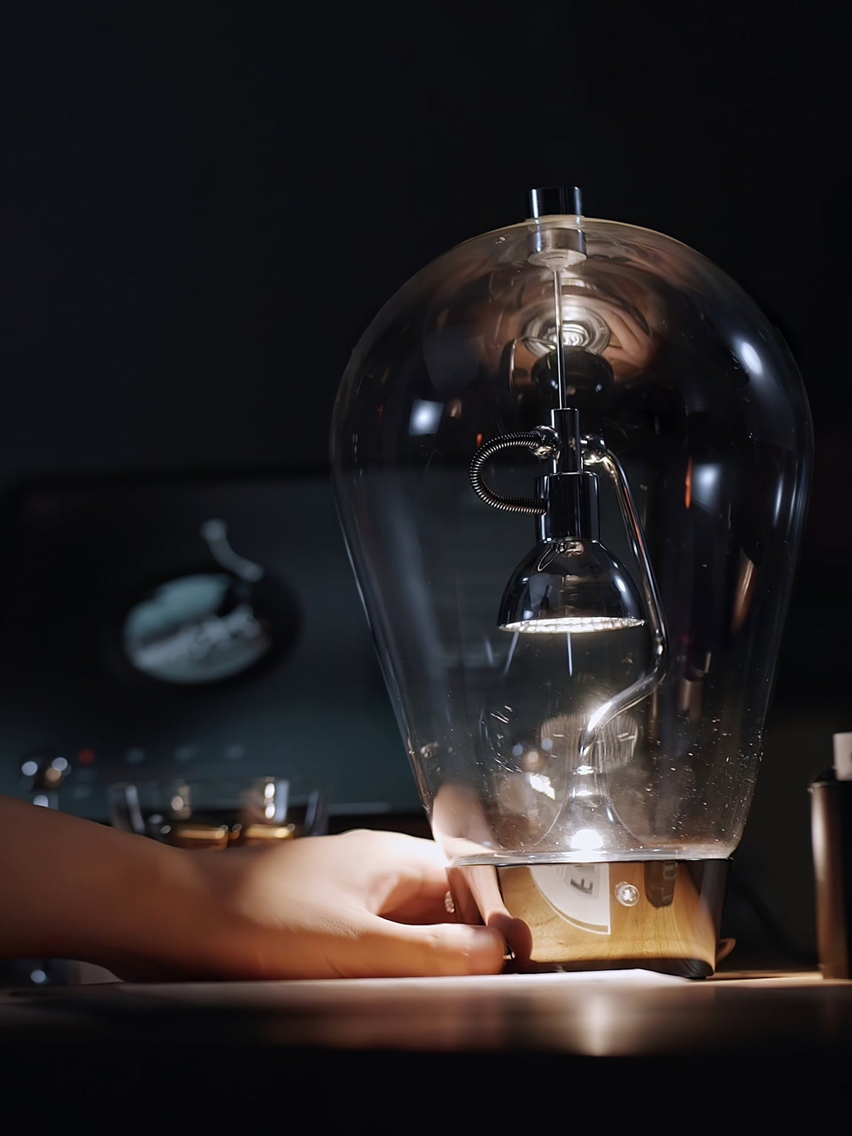BeamGlow Rotating Glass Cylinder Table Light, Bedside Table Lamp, detail 24