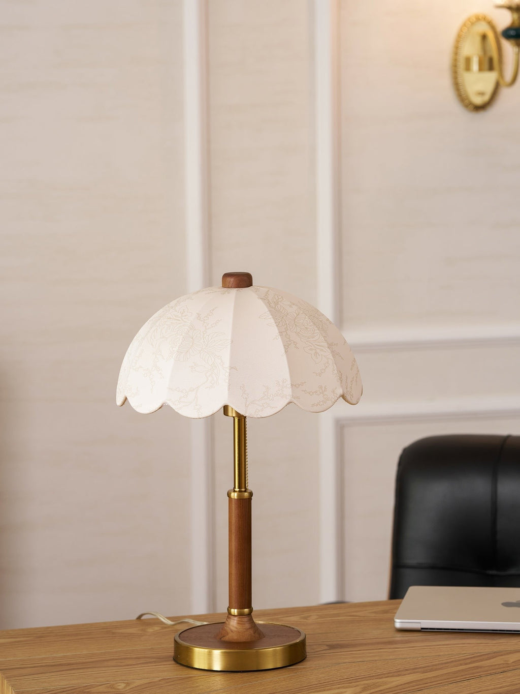Bellewood Timeless Fabric Shade Table Light, Bedside Table Lamp, detail 18