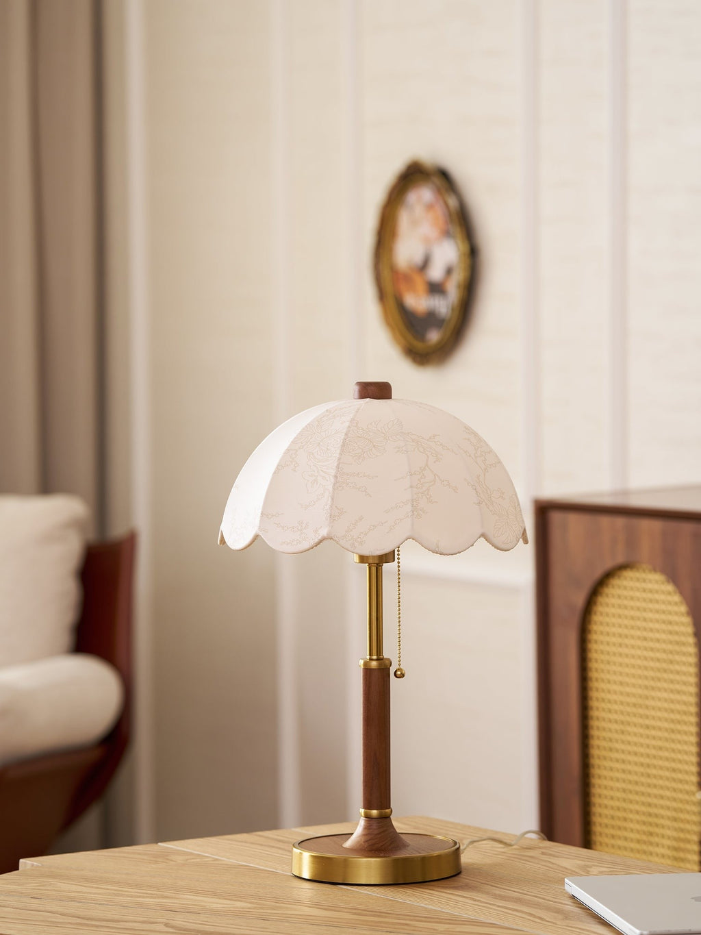 Bellewood Timeless Fabric Shade Table Light, Bedside Table Lamp, detail 19