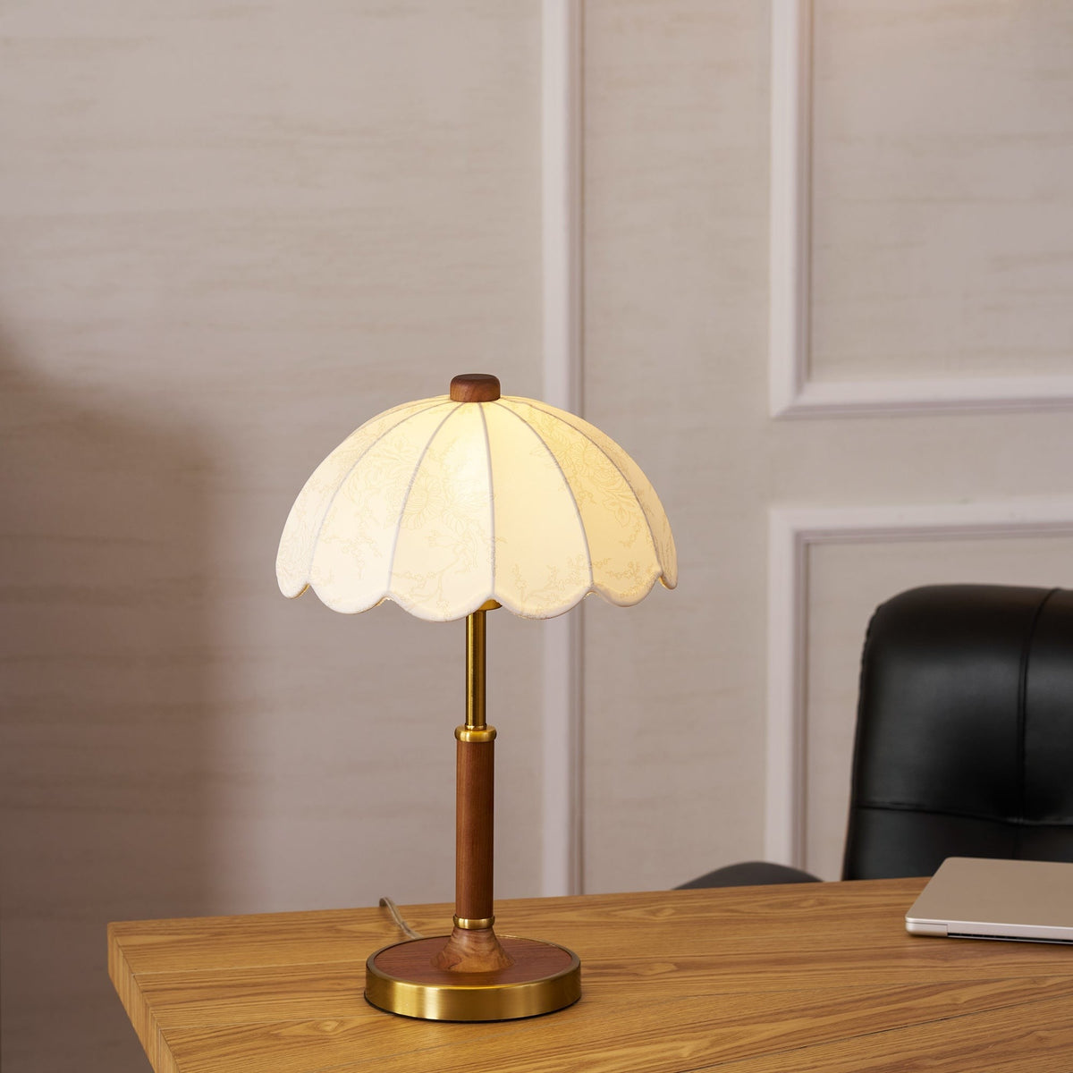 Bellewood Timeless Fabric Shade Table Light, Bedside Table Lamp, detail 22
