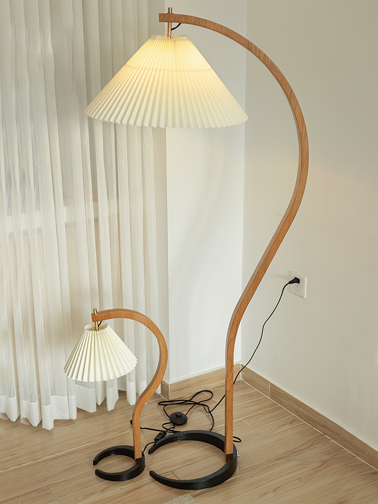 Caprani Scandinavian Floor Light, Floor Lamp, detail 109