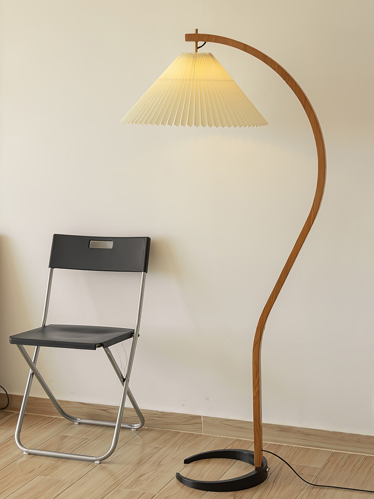 Caprani Scandinavian Floor Light, Floor Lamp, detail 114