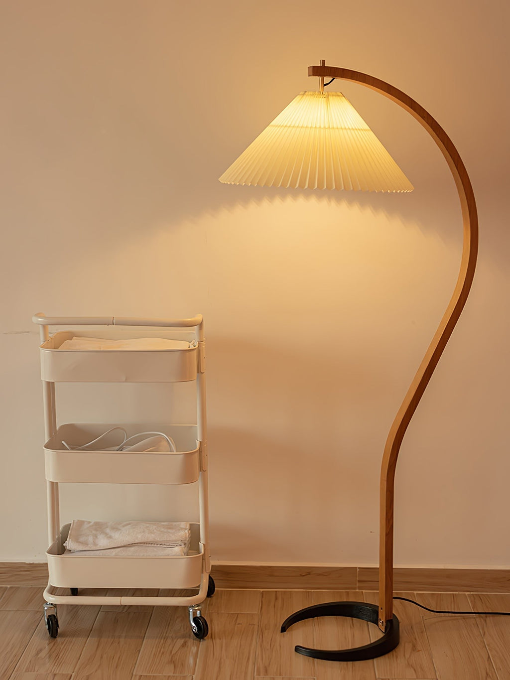 Caprani Scandinavian Floor Light, Floor Lamp, detail 115