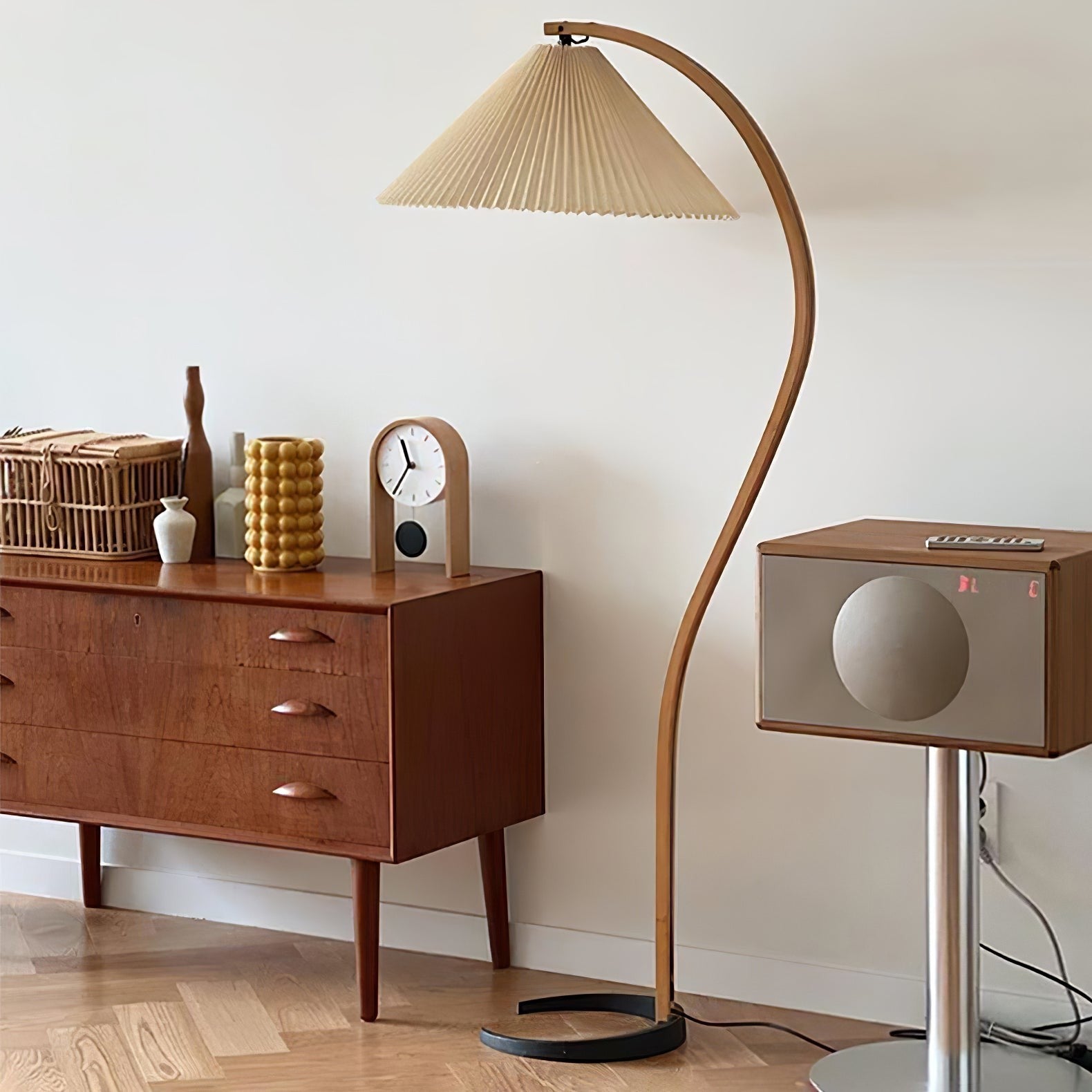 Caprani Scandinavian Floor Light, Floor Lamp, detail 17