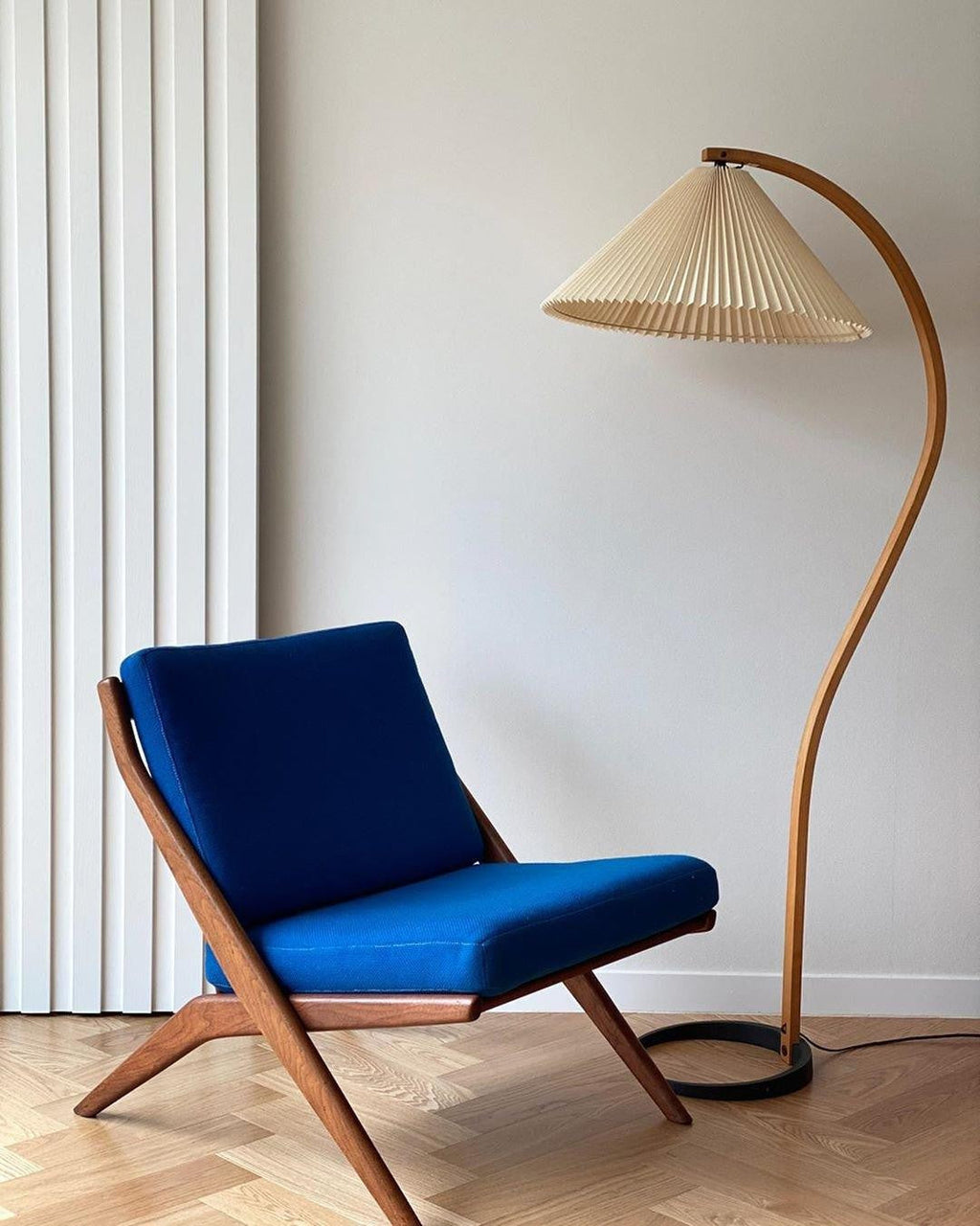 Caprani Scandinavian Floor Light, Floor Lamp, detail 45