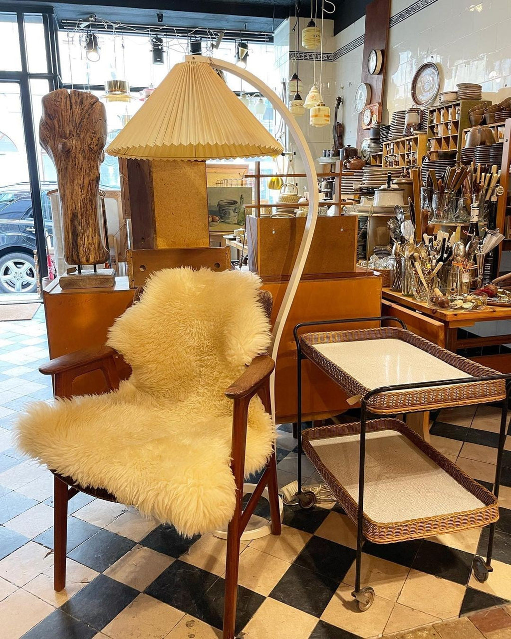 Caprani Scandinavian Floor Light, Floor Lamp, detail 82