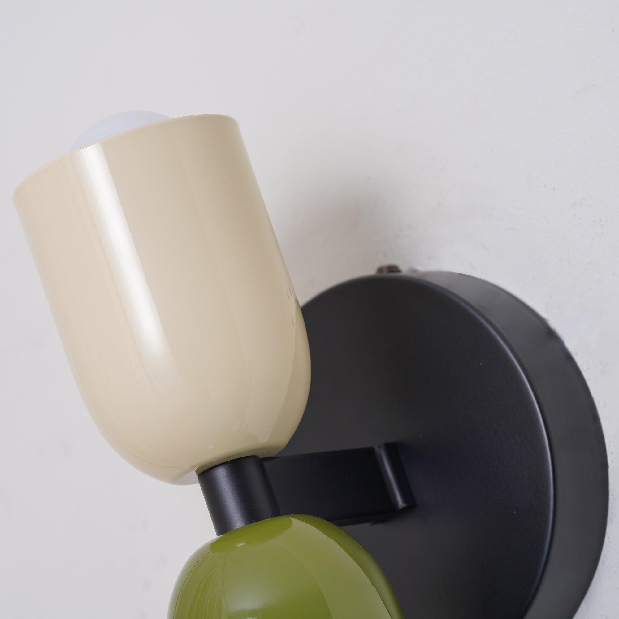 Couleur Dual Glow Wall Light, Plug-In Wall Sconce, detail 33