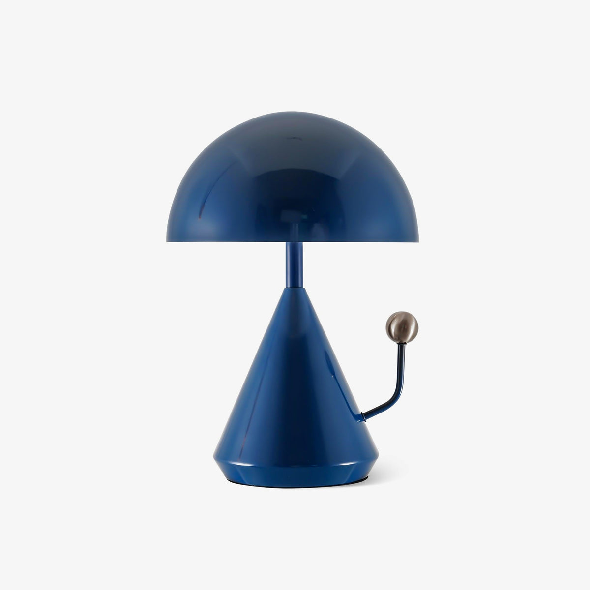 Dali Divina desk lamp with metal shade