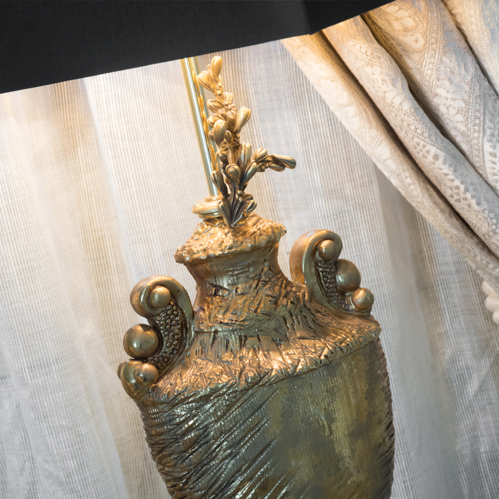 Elegant Majolica Gold Plated Table Light, Bedside Table Lamp, detail 2