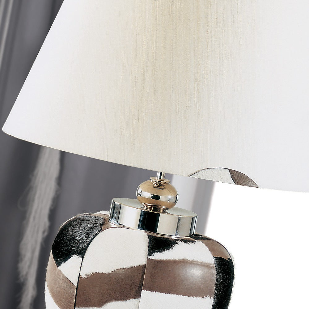 Exclusive Italian Designer Hide Table Light, Bedside Table Lamp, detail 4