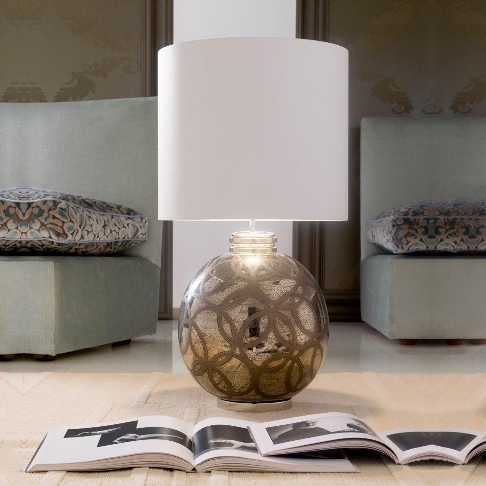 Exclusive Italian Platinum Plated Majolica Table Light, Bedside Table Lamp, height 79 cm