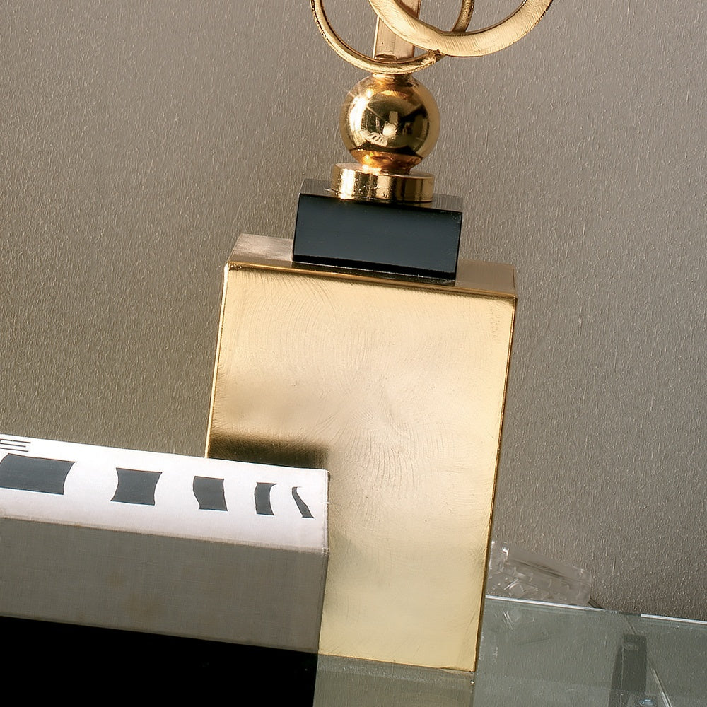Iron High End Contemporary Italian Gold Lamp, Bedside Table Lamp, detail 5