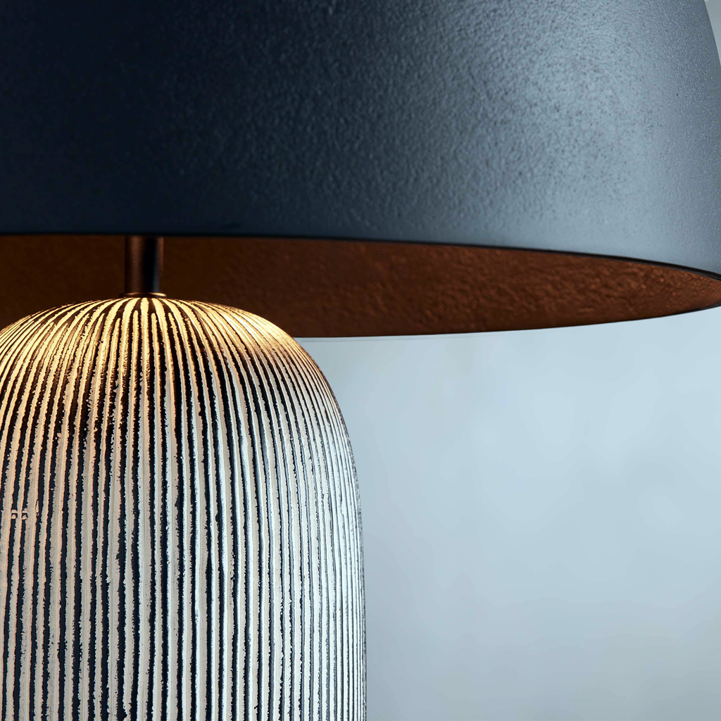 Ira Striped Table Lamp - Lifestyle Us Room Scene [ira-striped-table-lamp-lifestyle-us-room-scene.png]