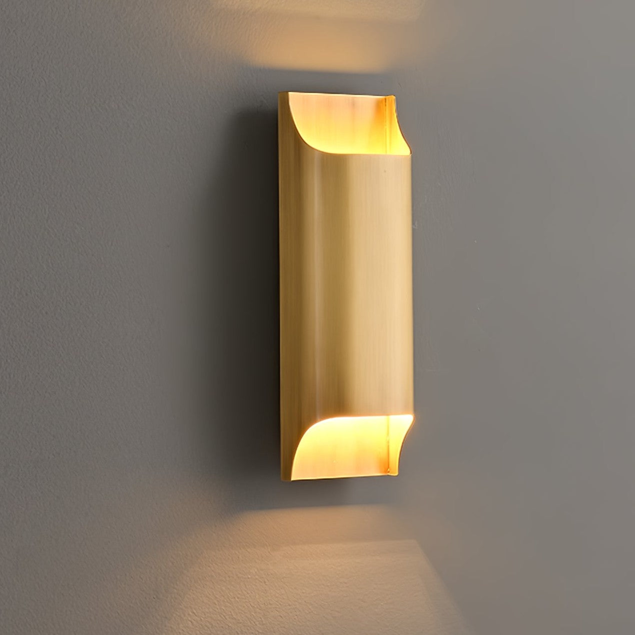 Leclerc Polished Brass Wall Light, Hardwired Wall Sconce, detail 100