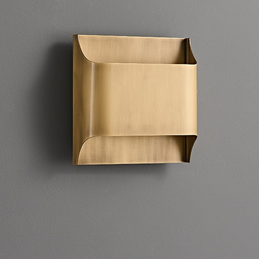 Leclerc Polished Brass Wall Light, Hardwired Wall Sconce, detail 103