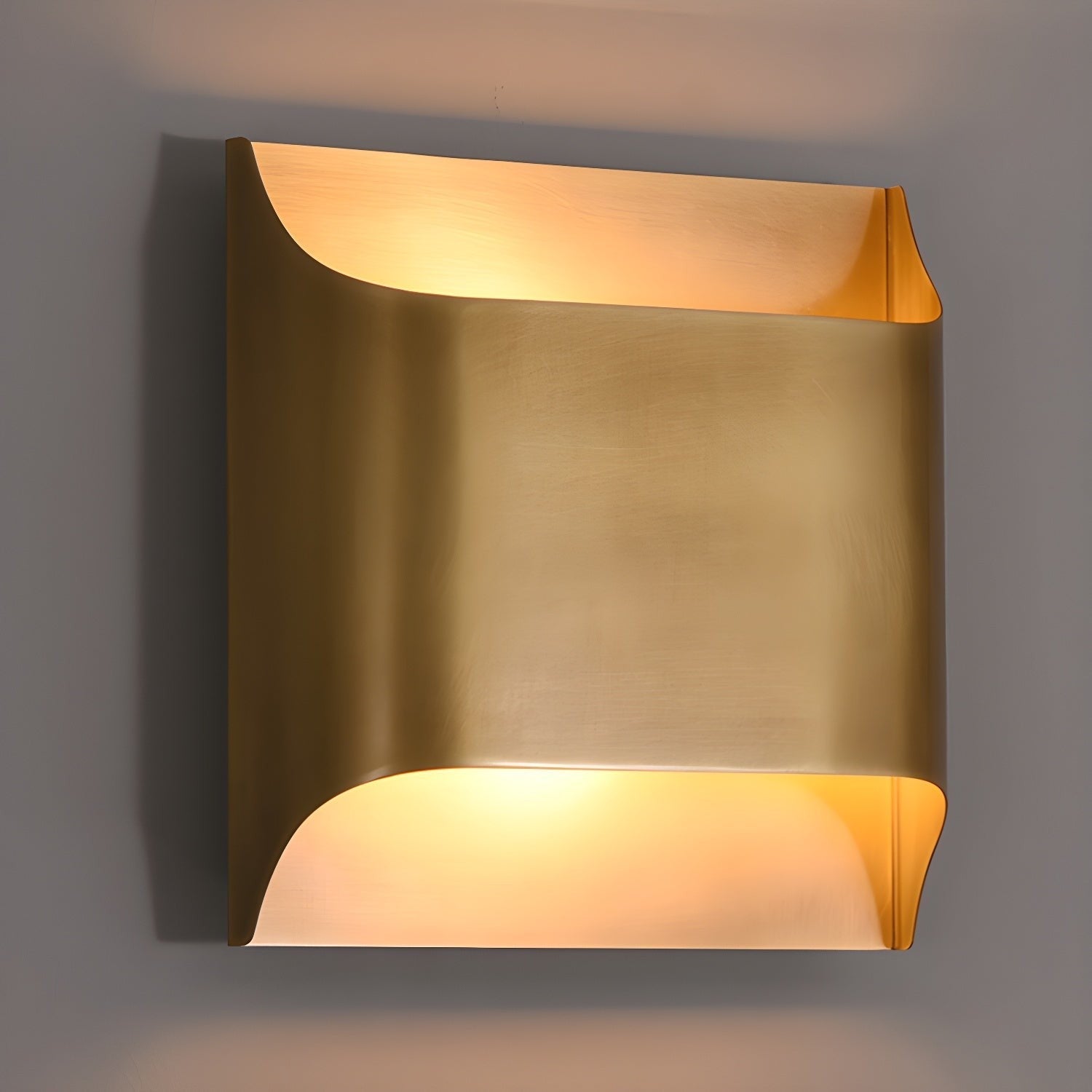 Leclerc Polished Brass Wall Light, Hardwired Wall Sconce, detail 75