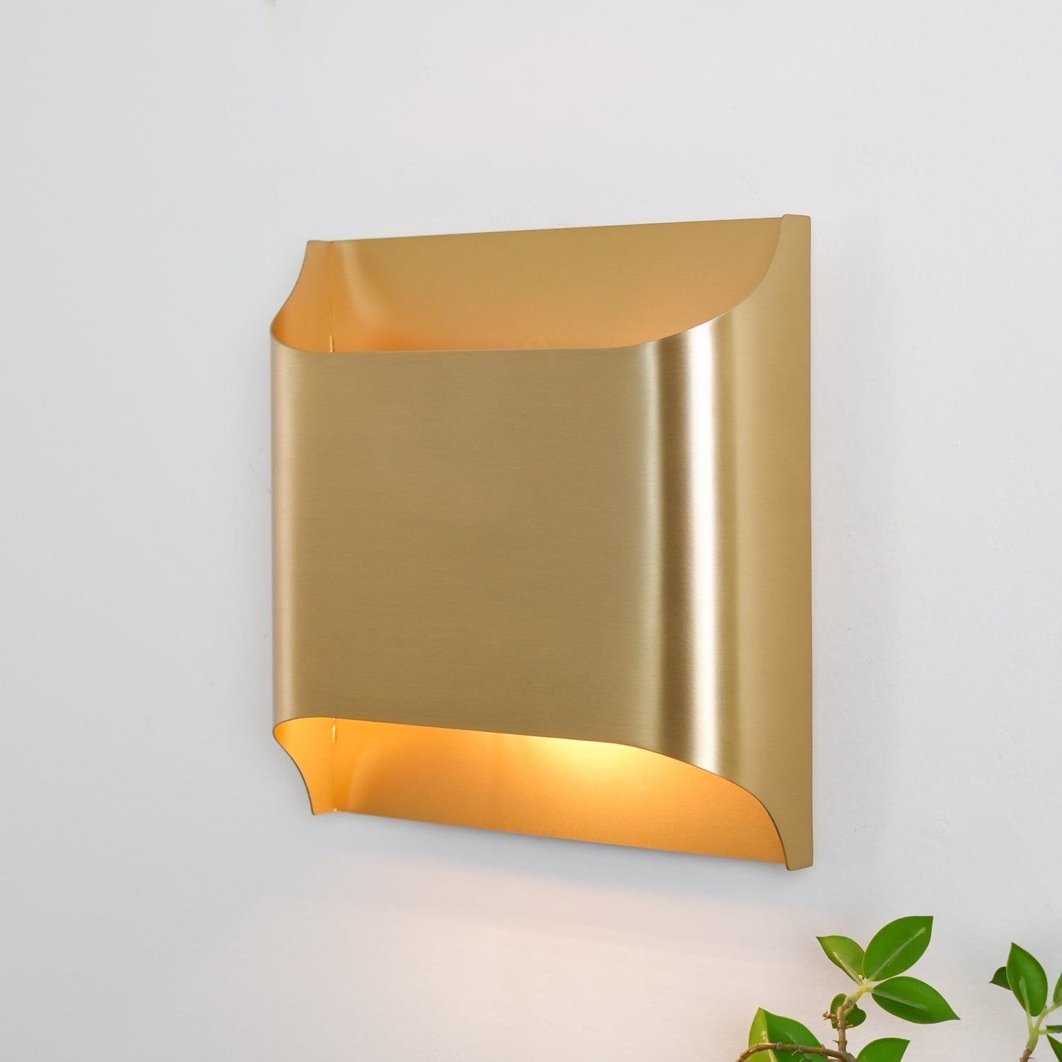 Leclerc Polished Brass Wall Light, Hardwired Wall Sconce, detail 94