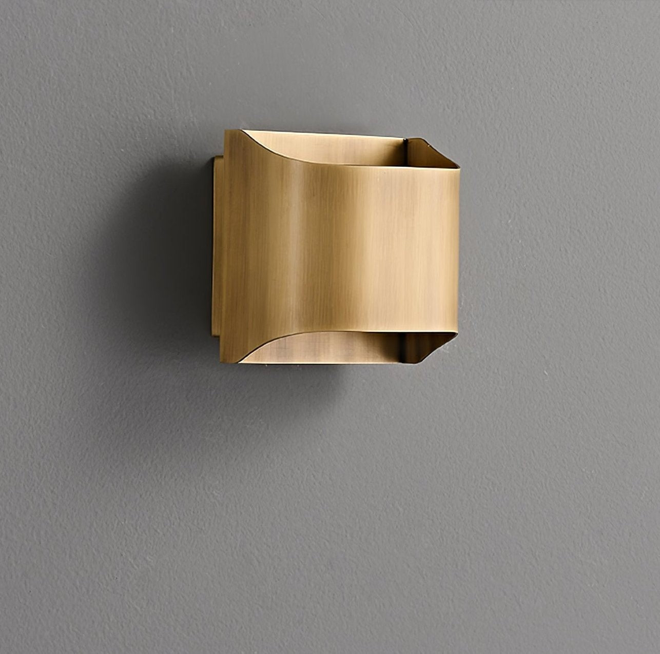 Leclerc Polished Brass Wall Light, Hardwired Wall Sconce, detail 95