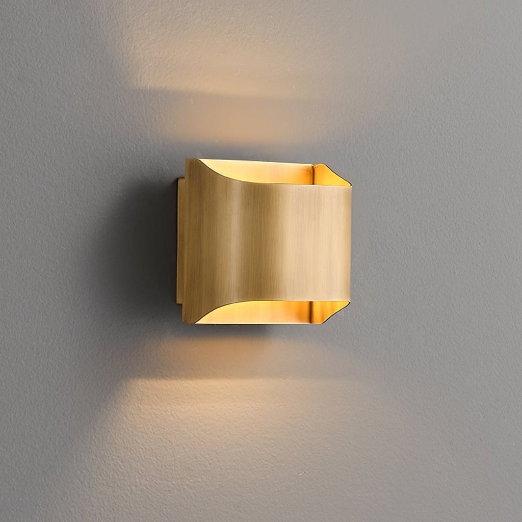 Leclerc Polished Brass Wall Light, Hardwired Wall Sconce, detail 96