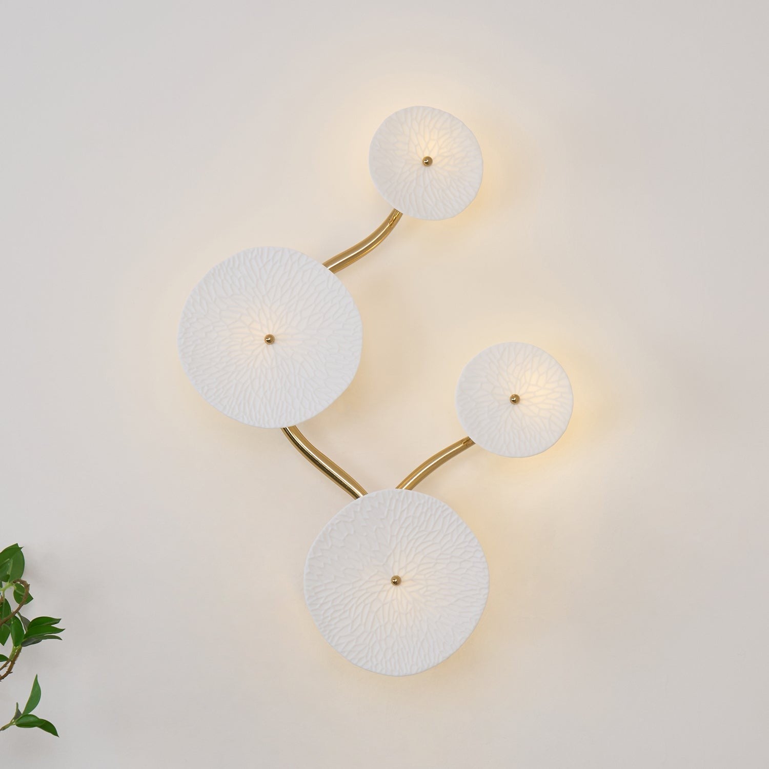 Lotus Cascade Ceramic Wall Light, Hardwired Wall Sconce, detail 9