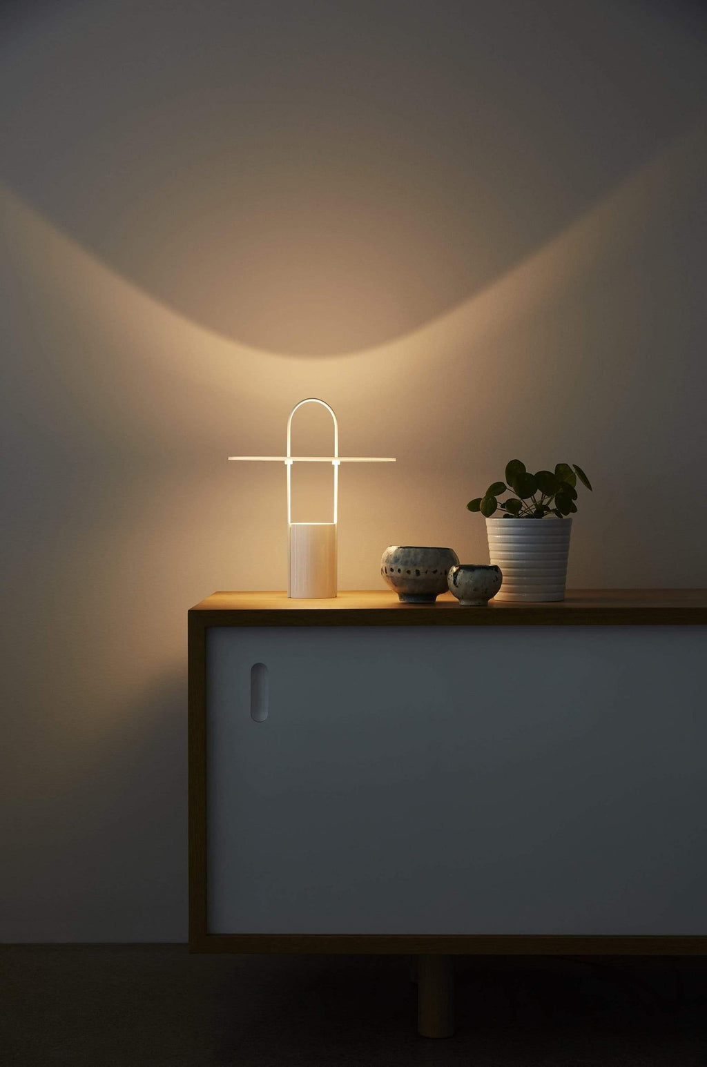 Nomade Table Light, Bedside Table Lamp, detail 14
