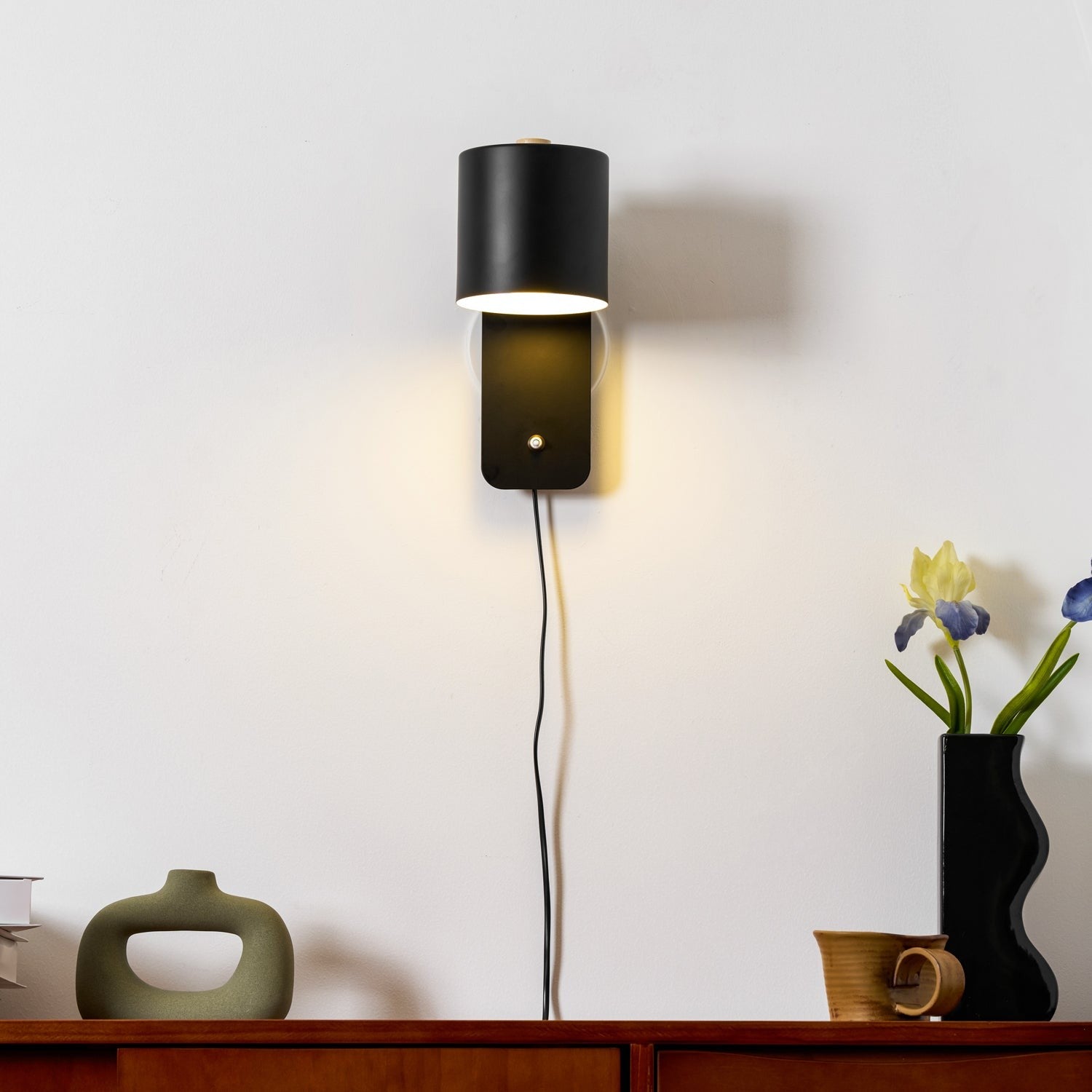 Orbit Plug-in Rotating Wall Light, Plug-In Wall Sconce, detail 19