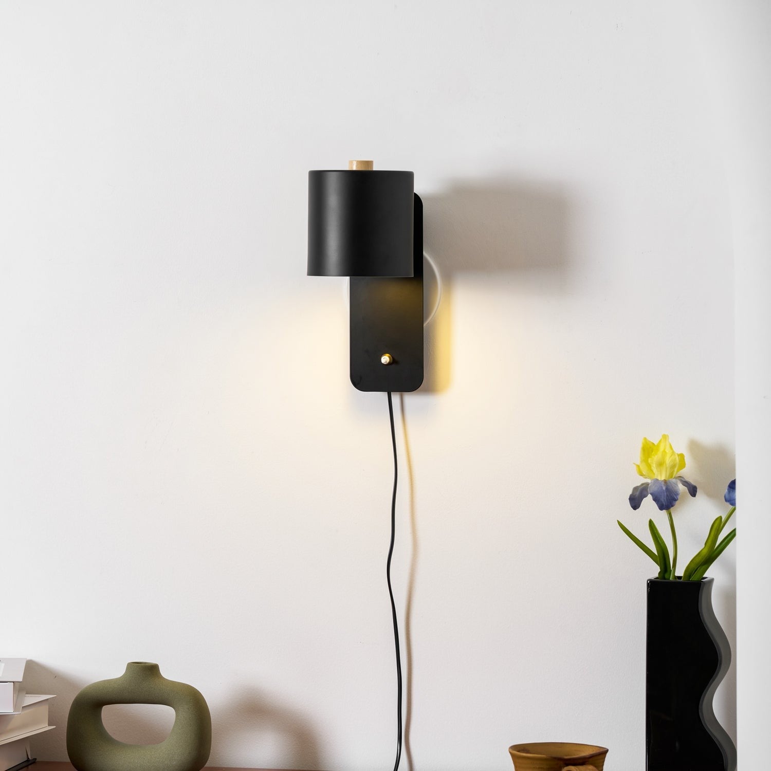 Orbit Plug-in Rotating Wall Light, Plug-In Wall Sconce, detail 26