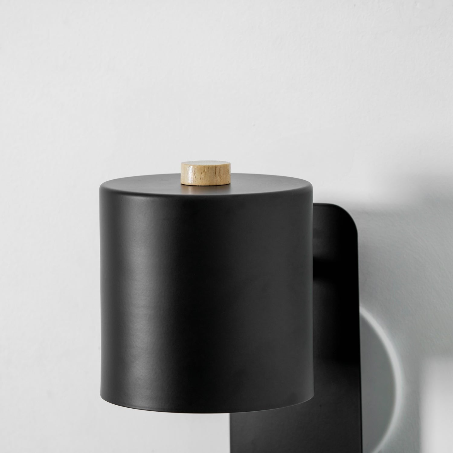 Orbit Plug-in Rotating Wall Light, Plug-In Wall Sconce, detail 31