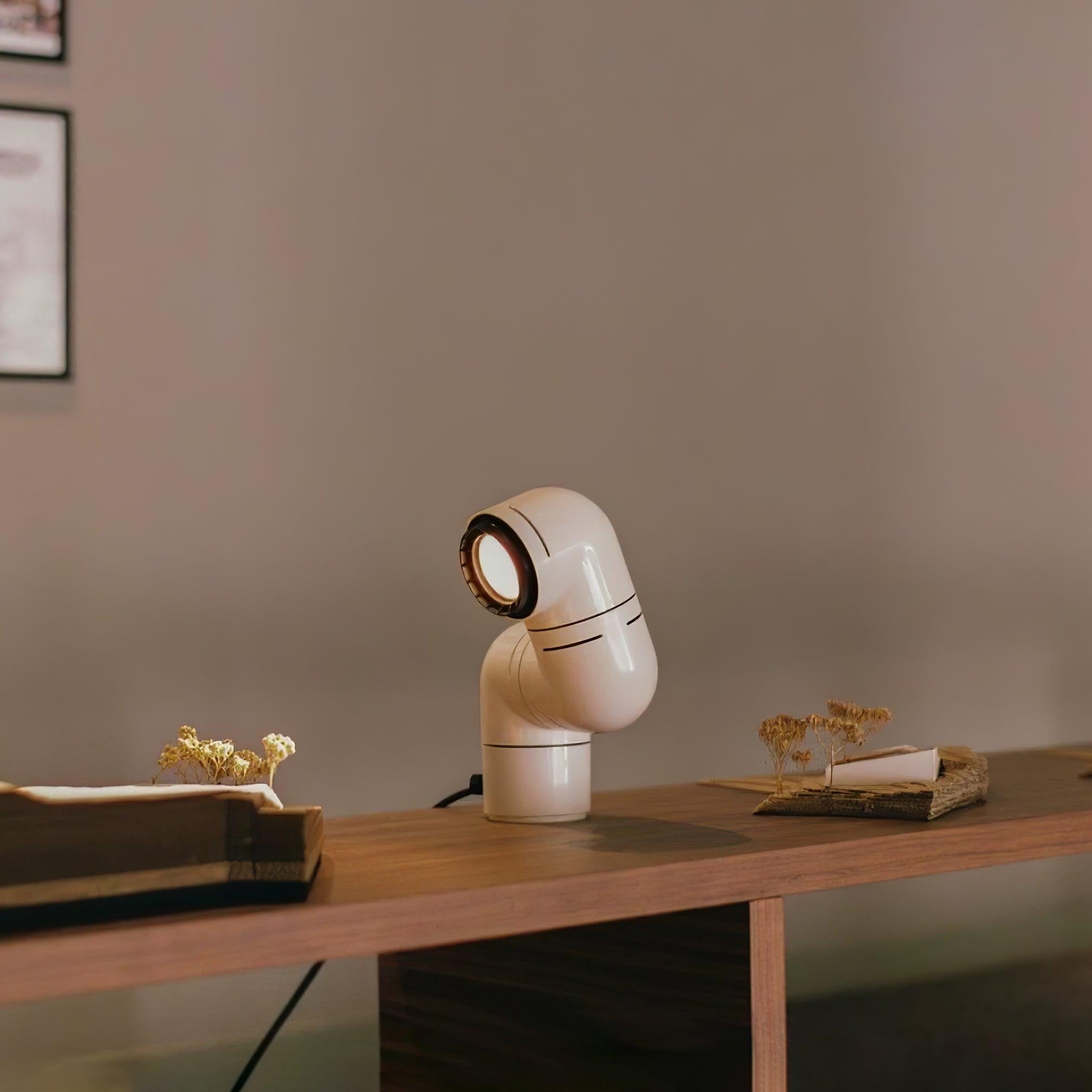 Retrobeam Sculpt Table Light, Bedside Table Lamp, detail 48