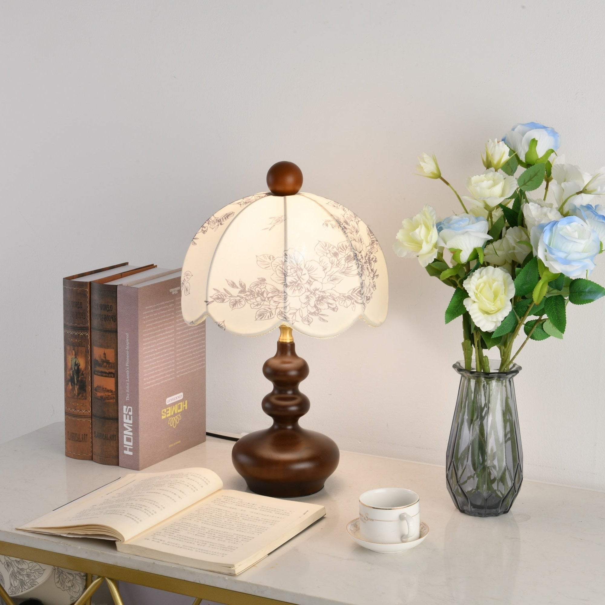 Rosabelle Floral Table Light, Bedside Table Lamp, detail 4