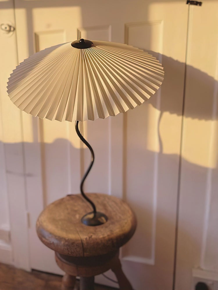 Squiggle Pleated Table Light, Bedside Table Lamp, detail 42