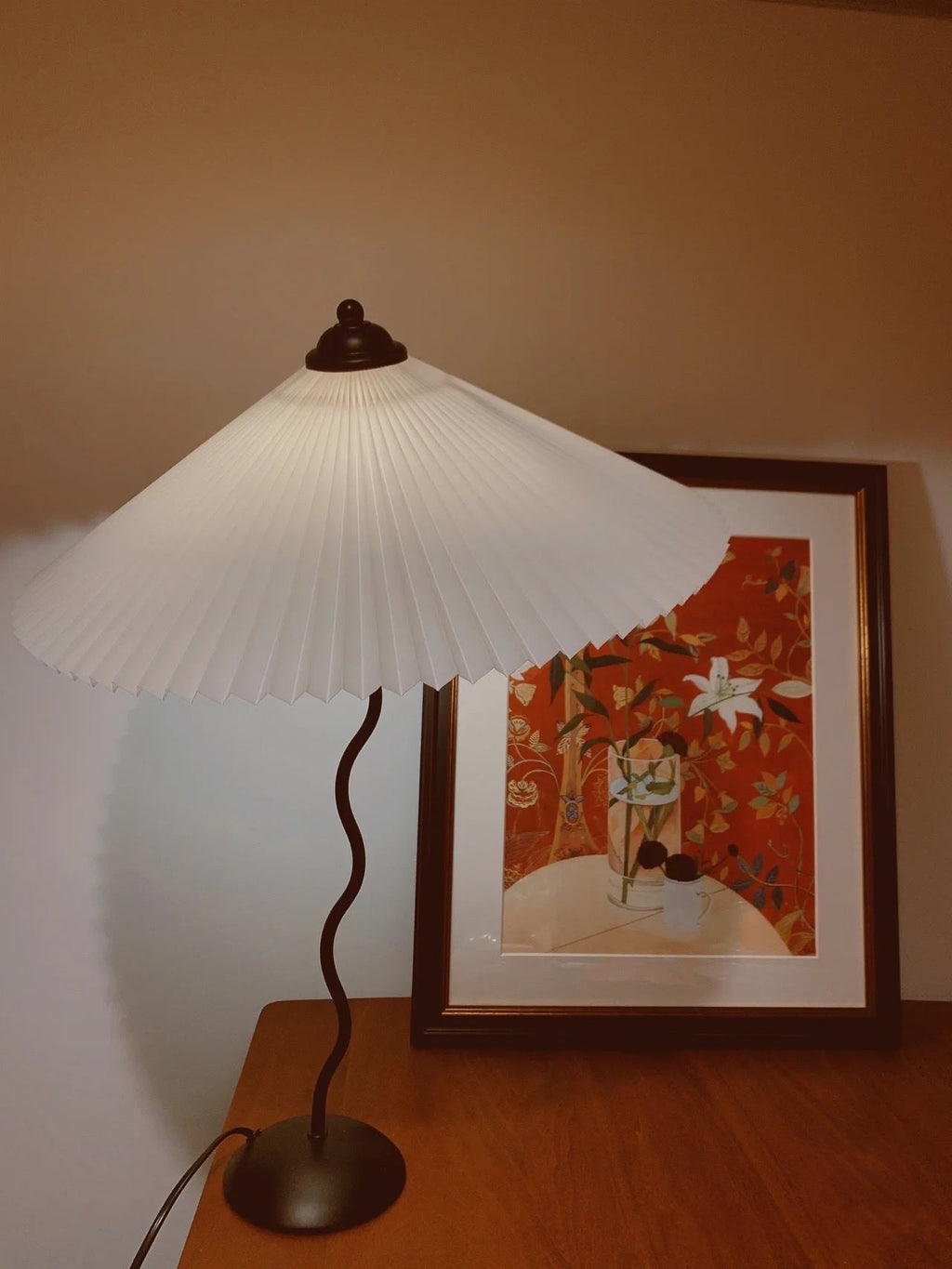 Squiggle Pleated Table Light, Bedside Table Lamp, detail 54