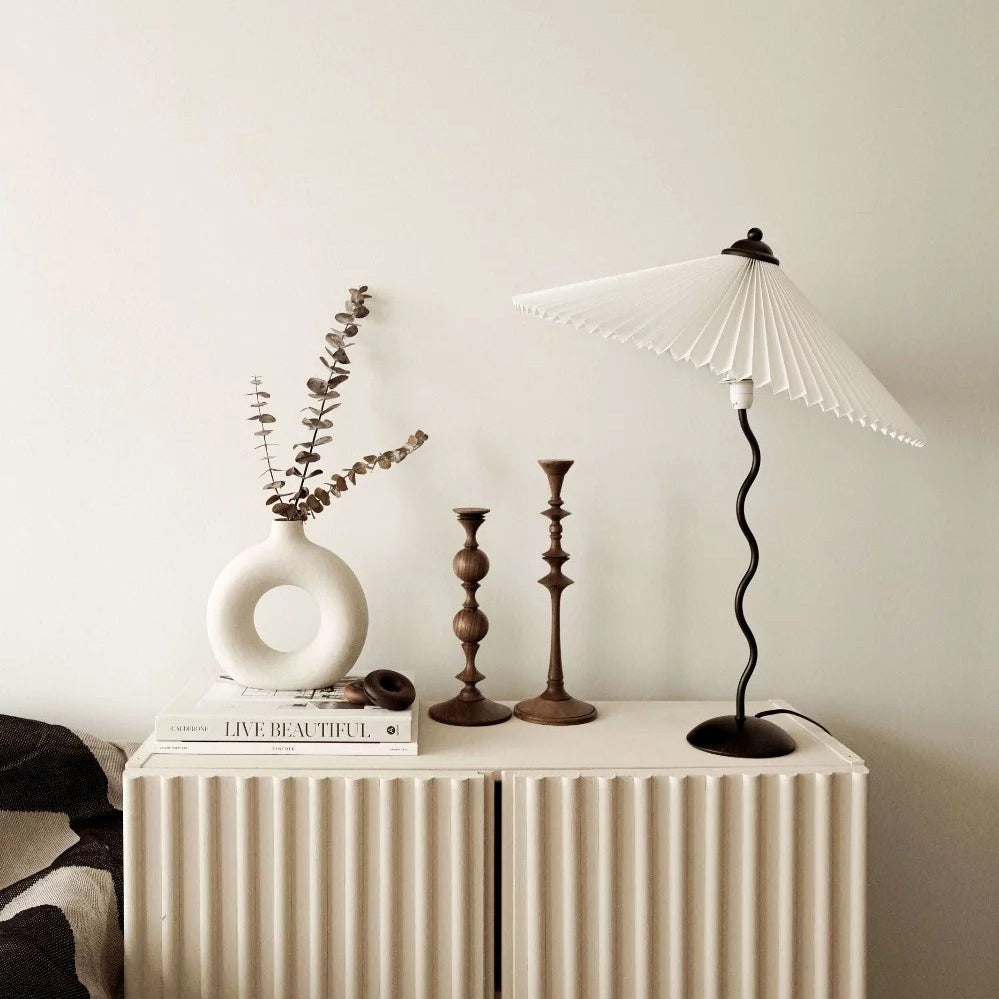 Squiggle Pleated Table Light, Bedside Table Lamp, detail 57