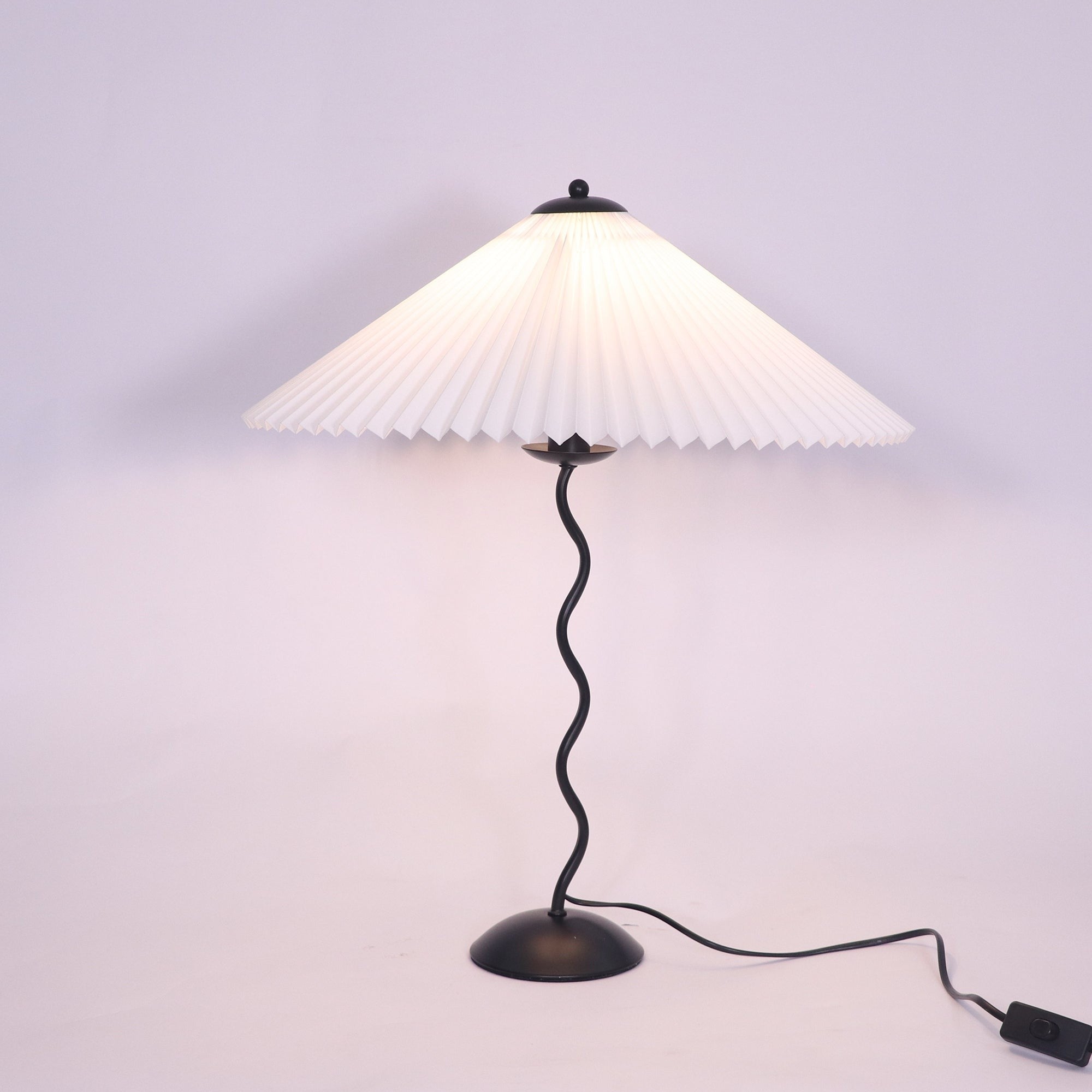 Squiggle Pleated Table Light, Bedside Table Lamp, detail 61